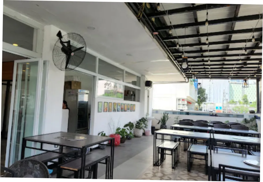 세부 소맥 Somac: 현지 분위기 가득한 한식 맛집 경험 | 필조이 · 세부 관련 이미지 2