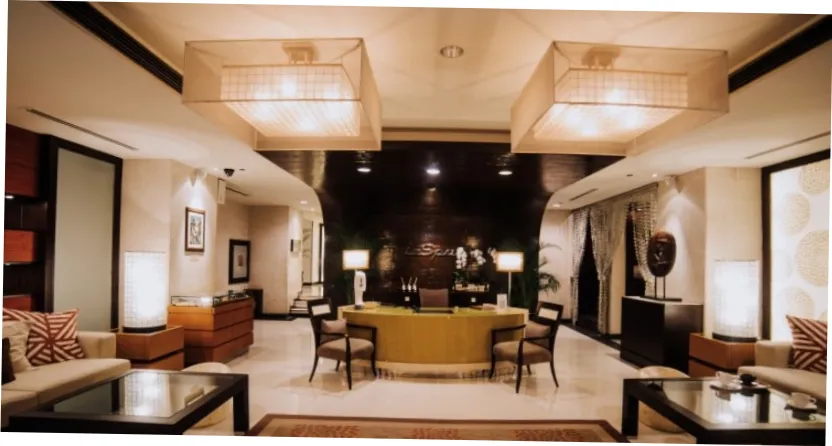 소피텔 르 스파 — massage