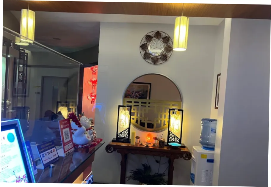 Royal Oriental Wellness — massage