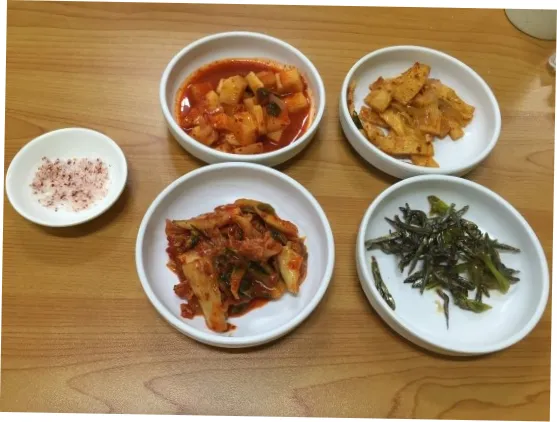 마닐라 김밥천국: 깔끔한 분식과 친절함이 매력적인 맛집 | 필조이 · 마닐라 관련 이미지 3